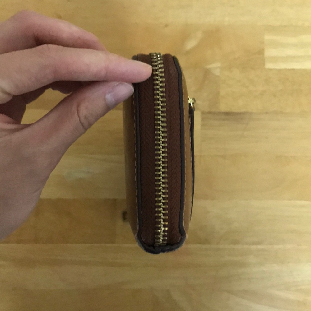 Fossil Wallet - Picture 8 of 11